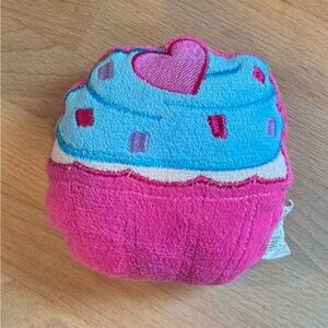 Rinco Mini Cupcake Plushie - Colorful Plush Toy - 4 inches x 4 inches